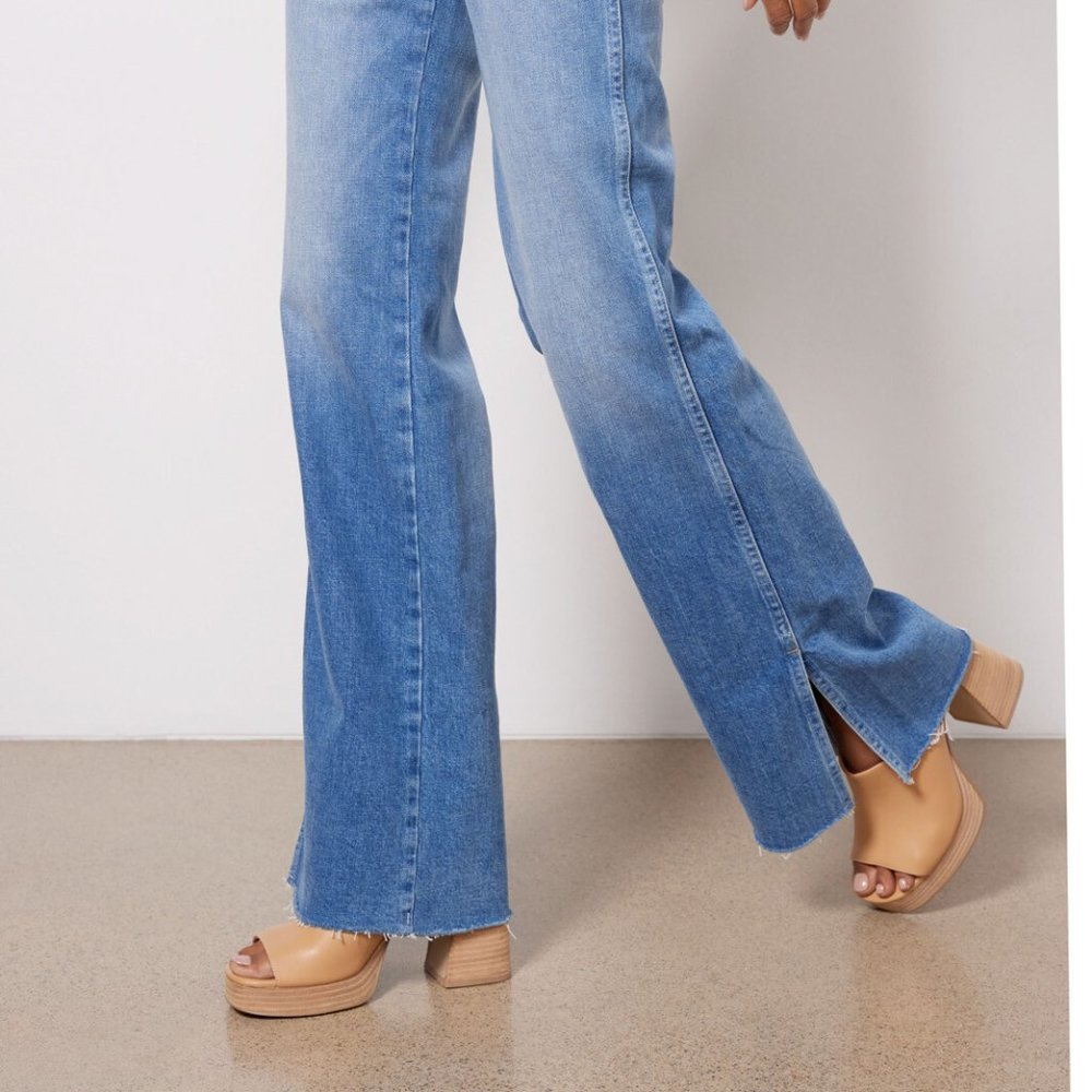 AMO Georgia Spilt Flare Jeans